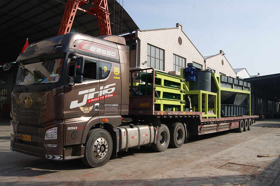 蘑菇菌渣肥料有機肥生產(chǎn)線發(fā)貨